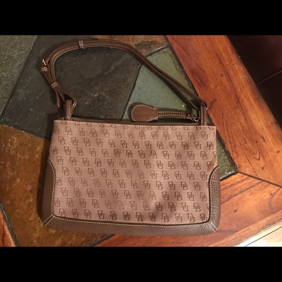 Dooney & Bourke Handbags - Dooney bag